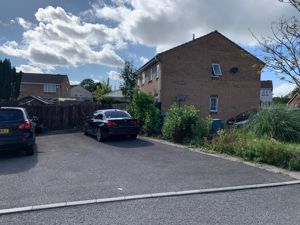 Photo 33- click for photo gallery